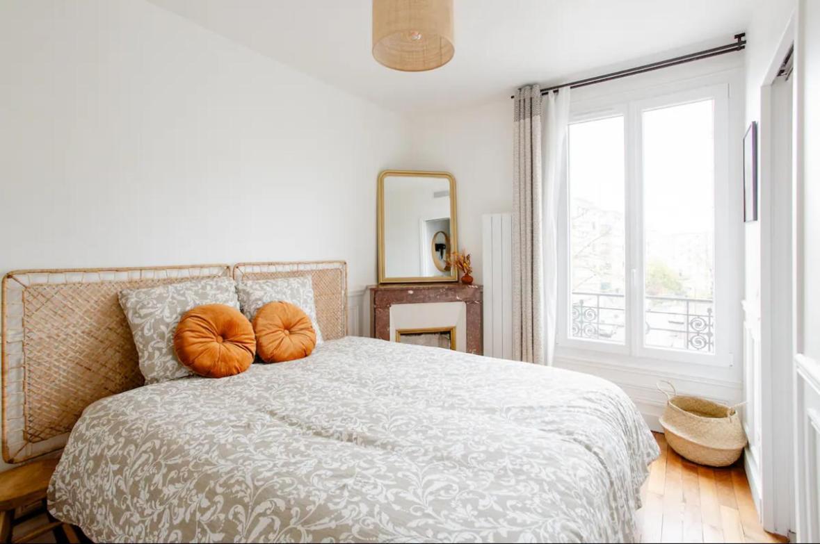 Charmant Appartement Cosy A Suresnes Exteriör bild