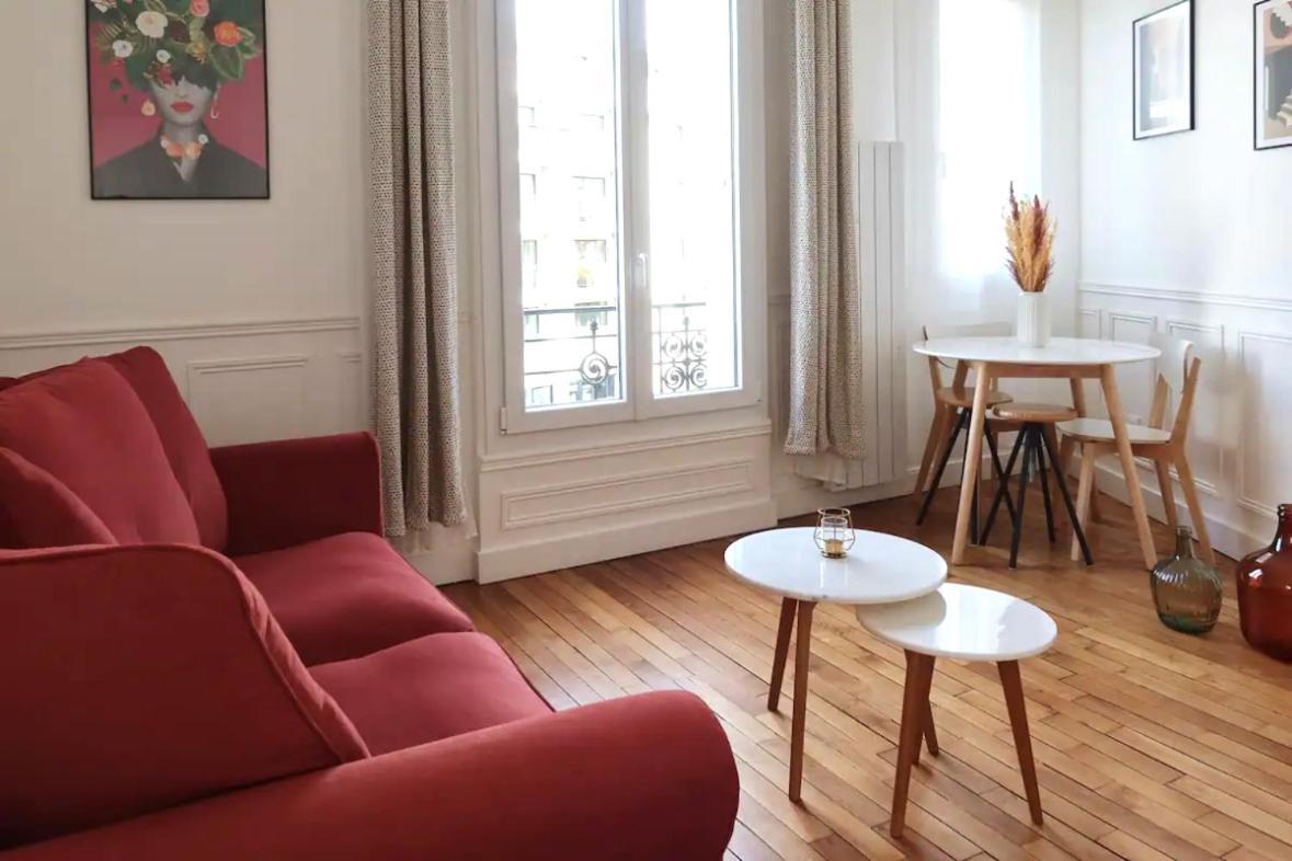 Charmant Appartement Cosy A Suresnes Exteriör bild