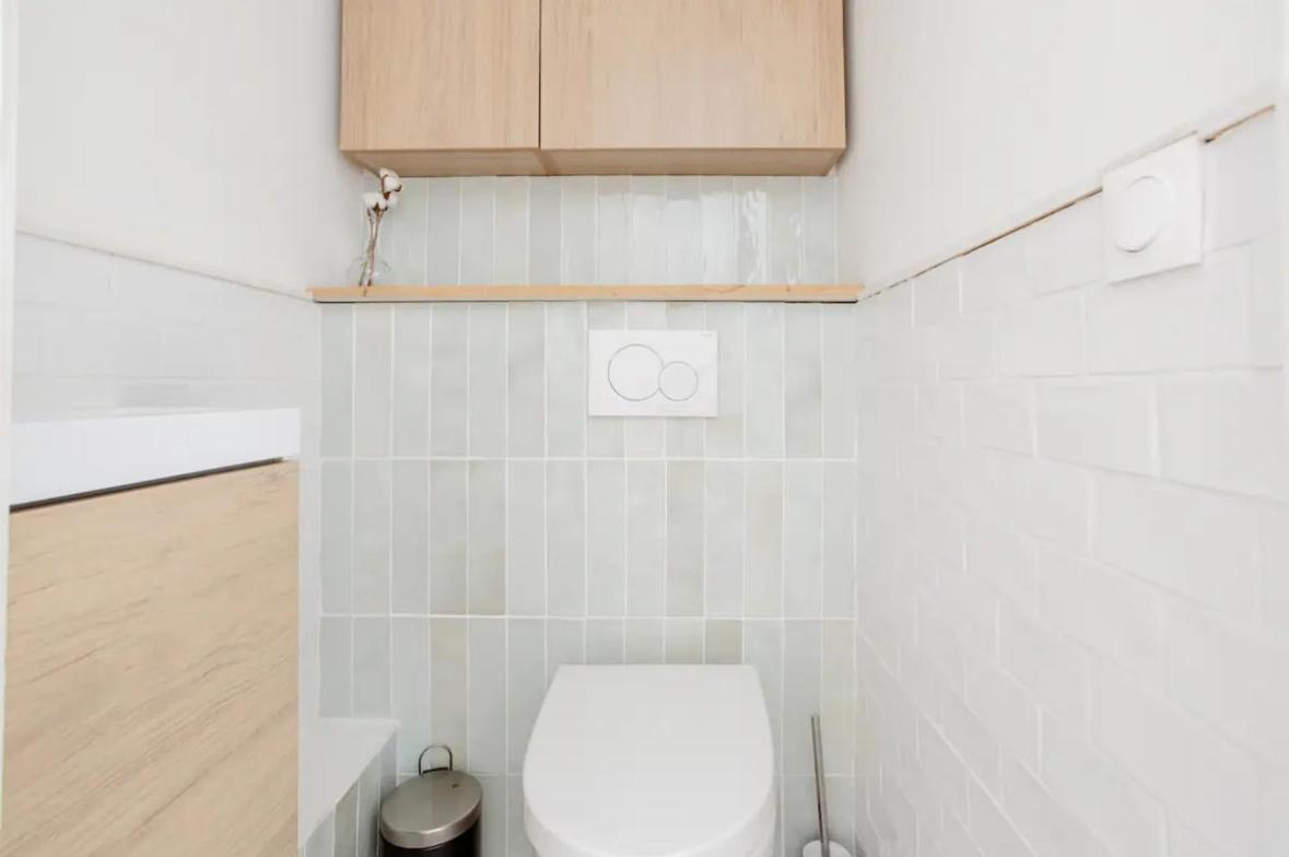 Charmant Appartement Cosy A Suresnes Exteriör bild