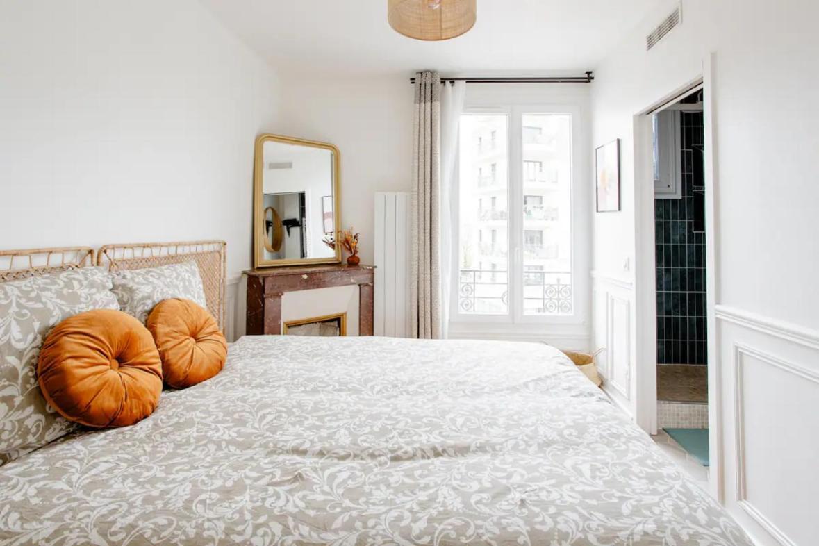 Charmant Appartement Cosy A Suresnes Exteriör bild