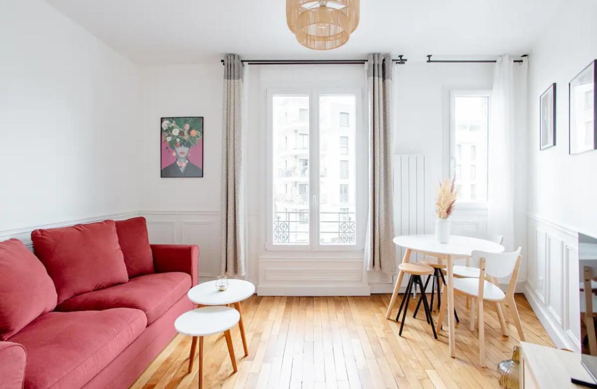 Charmant Appartement Cosy A Suresnes Exteriör bild