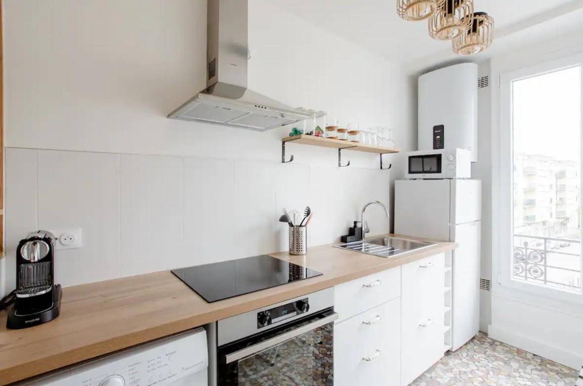 Charmant Appartement Cosy A Suresnes Exteriör bild