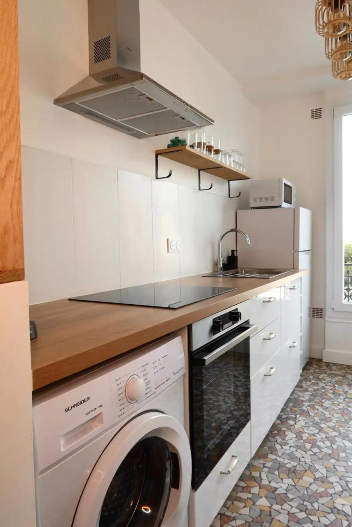 Charmant Appartement Cosy A Suresnes Exteriör bild