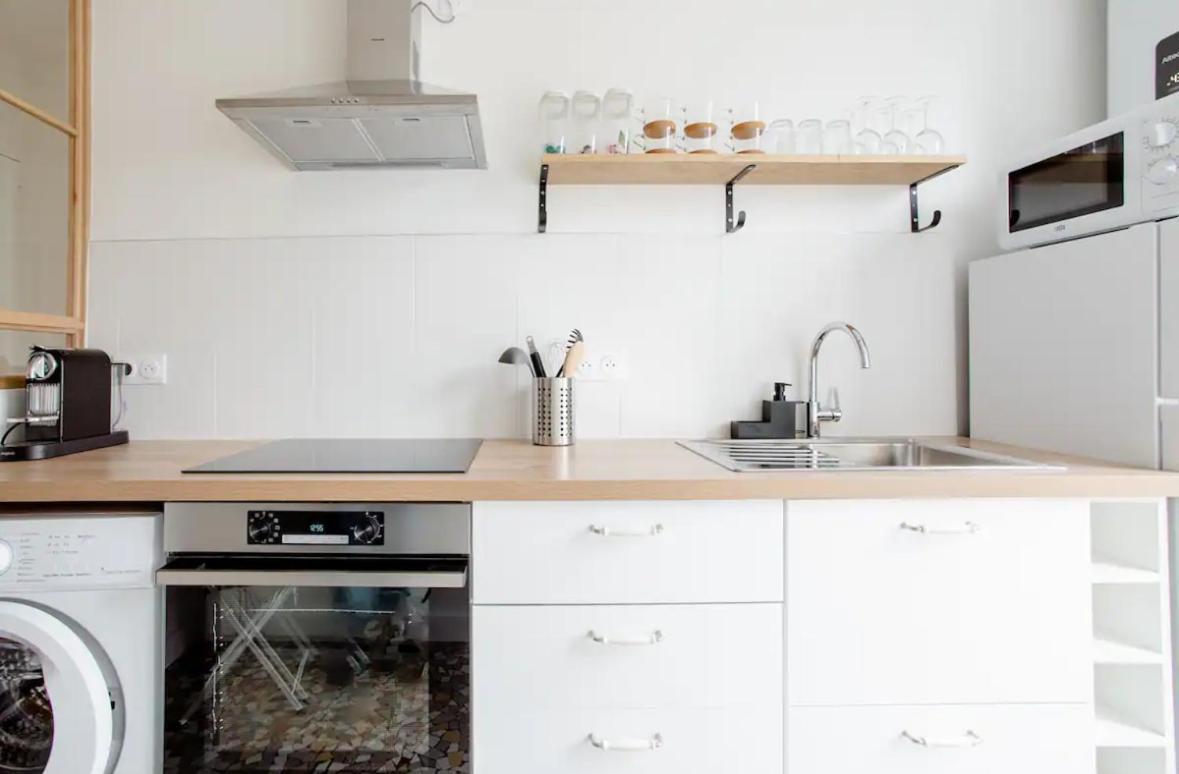 Charmant Appartement Cosy A Suresnes Exteriör bild